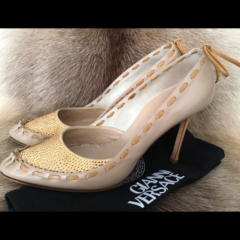 Gianni Versace Pumps Shoes Napa Leather Tan/Gold Studs Couture IT 39.5 US 9 VTG
